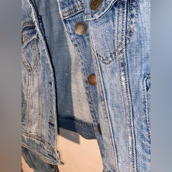 American Eagle Jean Jacket - Picture 3 of 4